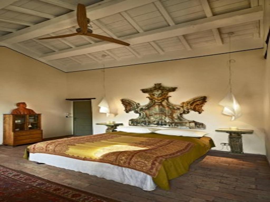Corte Della Maesta Antica Residenza Bagnoregio Room photo